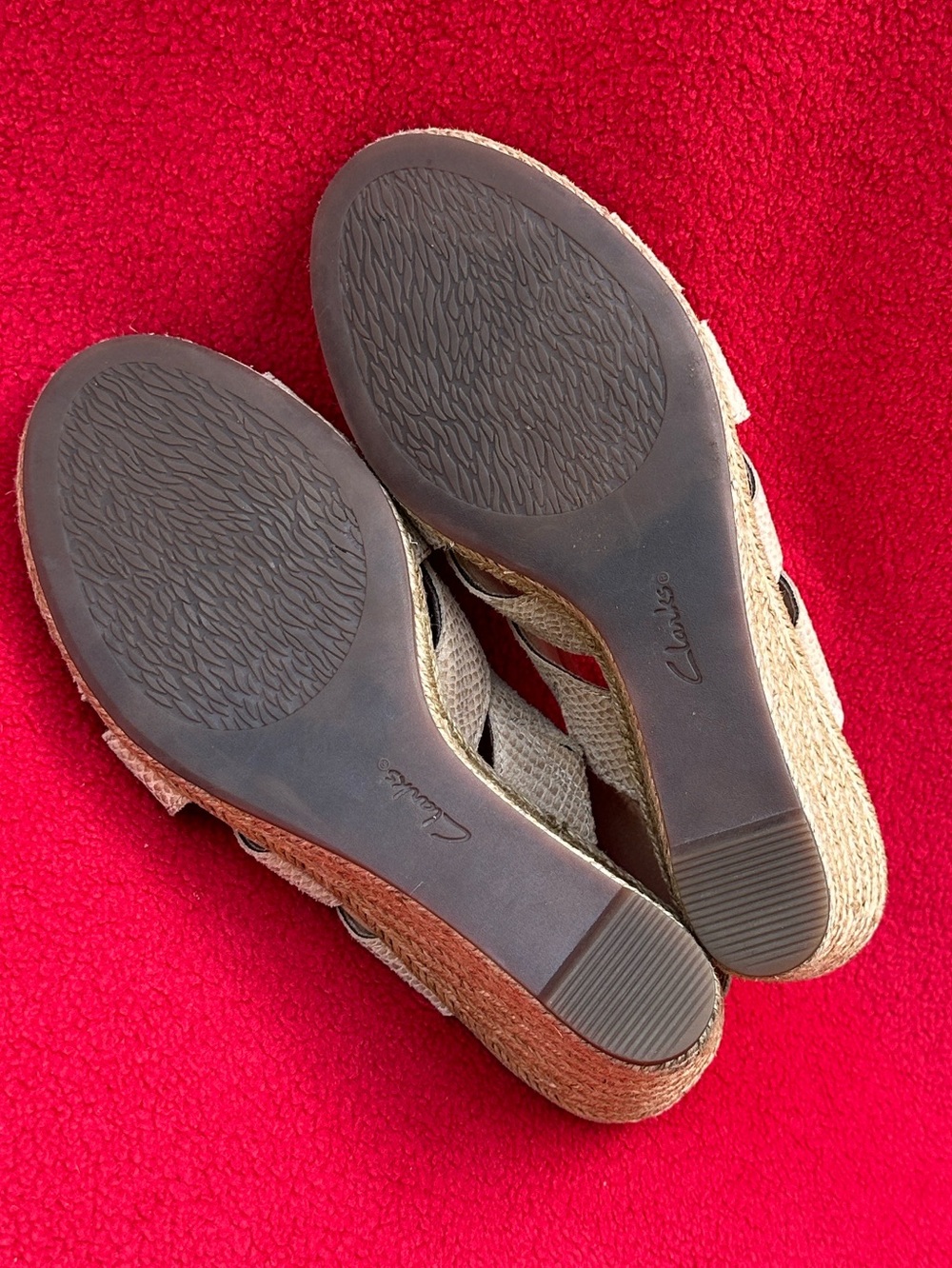 Collection By Clarks Tan Snakeskin Textured Wedge Sandals with Slingback Sz 6.5M - Picture 7 of 7